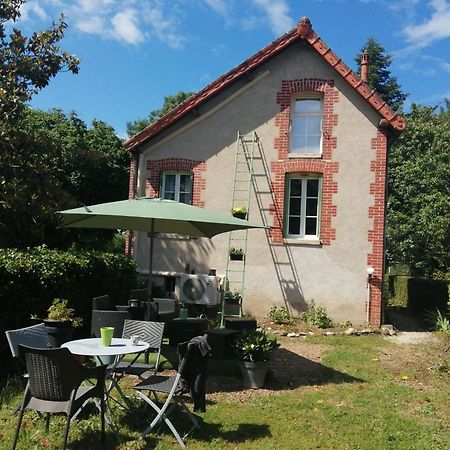 Maison " Bouton D'Or" Au Bord De L'Eau, A 10 Mn De Tours , Meuble Classe Une Etoile Saint-Avertin Exterior foto